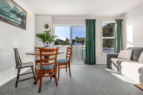 Photo of property in 7/12 Thornley Street, Titahi Bay, Porirua, 5022