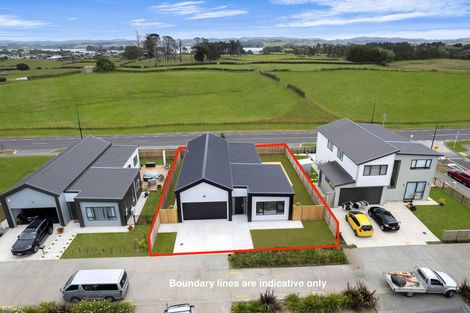 Photo of property in 73 Clarks Beach Road, Clarks Beach, 2122