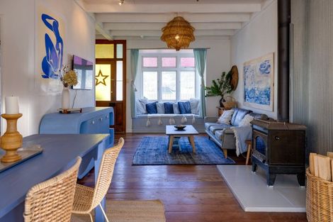 Photo of property in 8 Coote Road, Bluff Hill, Napier, 4110