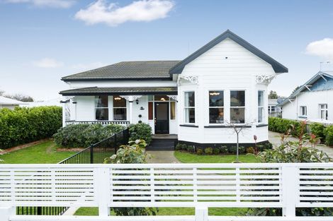 Photo of property in 11 Limbrick Street, Terrace End, Palmerston North, 4410