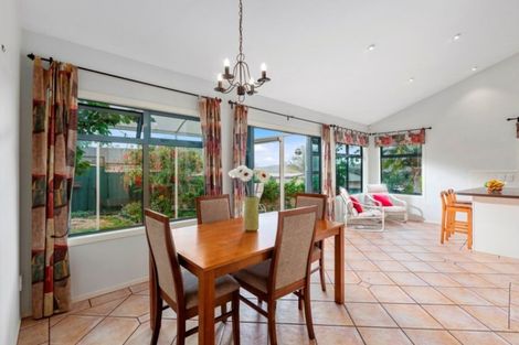 Photo of property in 18 Rush Creek Drive, Westgate, Auckland, 0614