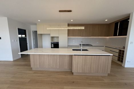 Photo of property in 32 Ridgehill Rise, Flat Bush, 2019