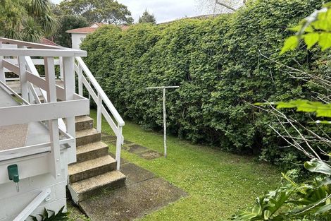 Photo of property in 2/514 Mount Albert Road, Mount Roskill, Auckland, 1042