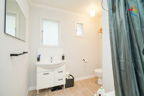 Photo of property in 143 Stobo Street, Grasmere, Invercargill, 9810