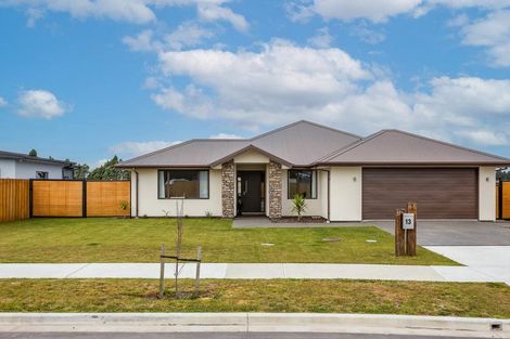 Photo of property in 13 Merino Crescent, Amberley, 7410