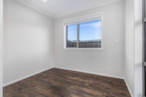 Photo of property in 14 Pateke Drive, Kenepuru, Porirua, 5022