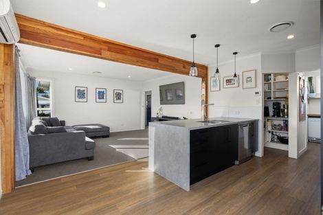 Photo of property in 72 Birchfield Avenue, Dallington, Christchurch, 8061