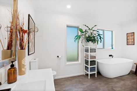 Photo of property in 75 Andersons Line, Clareville, Carterton, 5713