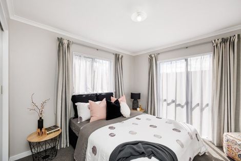 Photo of property in 24a Dorset Crescent, Hokowhitu, Palmerston North, 4410