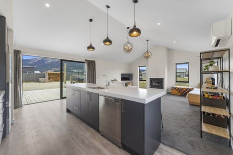 Photo of property in 27 Dingle Street, Lake Hawea, Wanaka, 9382
