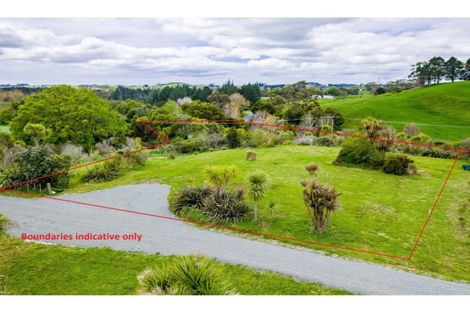 Photo of property in 126 Oneriri Road, Kaiwaka, 0573