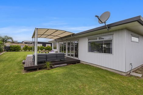 Photo of property in 28d Marram Place, Mangawhai Heads, Mangawhai, 0505