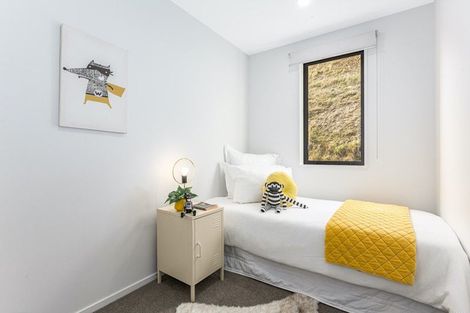 Photo of property in 43 Oakum Road, Whitby, Porirua, 5024