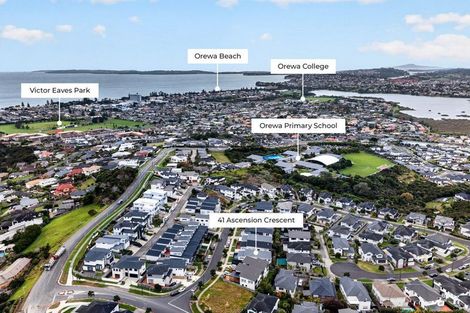 Photo of property in 41 Ascension Crescent, Orewa, 0931