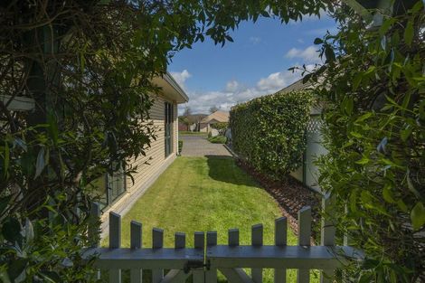 Photo of property in 6 Huntington Drive, Bethlehem, Tauranga, 3110