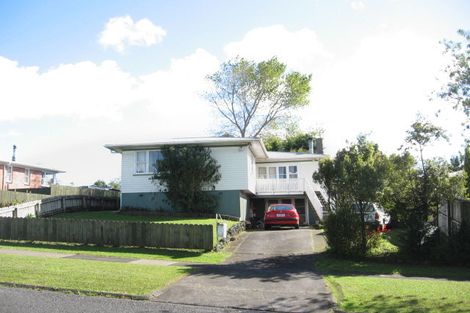 Photo of property in 137 Ennis Avenue, Pakuranga Heights, Auckland, 2010