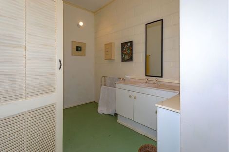 Photo of property in 28 Firth View Road, Te Puru, Thames, 3575