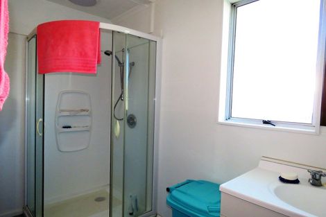 Photo of property in 136 Romilly Street, Westport, 7825