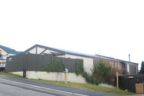 Photo of property in 21 Greenstone Place, Fernhill, Queenstown, 9300