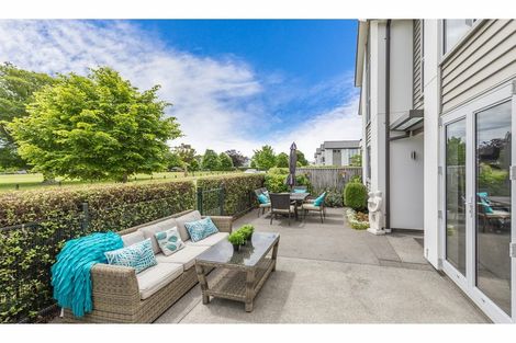 Photo of property in 8 Yew Tree Lane, Hillmorton, Christchurch, 8024