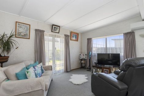 Photo of property in 23a Oceanbeach Road, Mount Maunganui, 3116