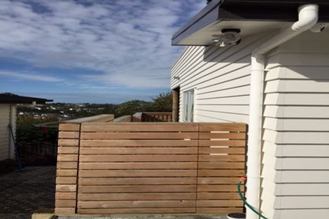 Photo of property in 104 Fairview Avenue, Fairview Heights, Auckland, 0632