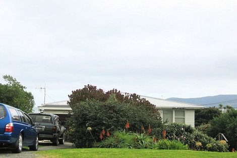 Photo of property in 86 Seaview Road, Paraparaumu Beach, Paraparaumu, 5032