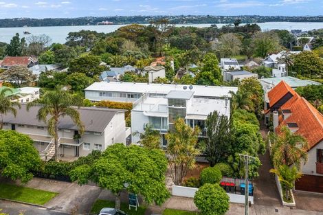 Photo of property in 9g Emmett Street, Herne Bay, Auckland, 1011