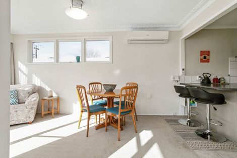 Photo of property in 18 Riverlea Avenue, Pakuranga, Auckland, 2010