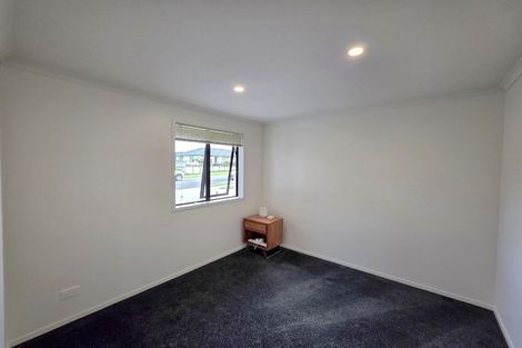 Photo of property in 35 Keene Drive, Bell Block, New Plymouth, 4312