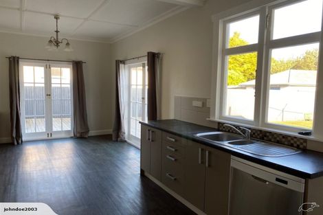 Photo of property in 18 Burton Avenue, Whanganui East, Whanganui, 4500