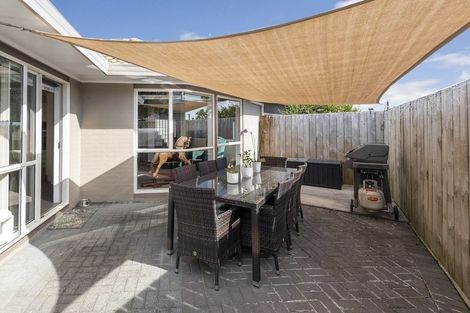 Photo of property in 2/16 Woodgers Way, Somerville, Auckland, 2014