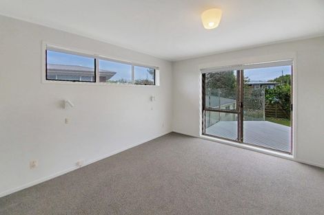 Photo of property in 15 Cyclarama Crescent, Massey, Auckland, 0614