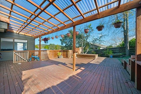 Photo of property in 2/46a Captain Scott Road, Glen Eden, Auckland, 0602