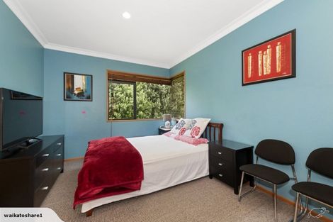 Photo of property in 1 Harrowfield Drive, Harrowfield, Hamilton, 3210