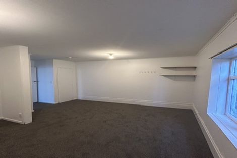 Photo of property in 70 Fairlie Terrace, Kelburn, Wellington, 6021