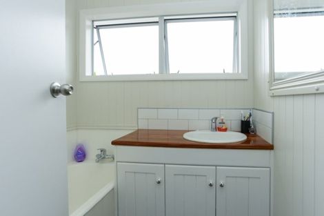 Photo of property in 23 Freyberg Terrace, Waipukurau, 4200