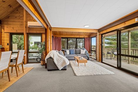 Photo of property in 6 Sunrise Boulevard, Snells Beach, 0920