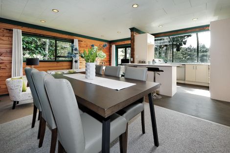 Photo of property in 40 Wood Bay Road, Titirangi, Auckland, 0604