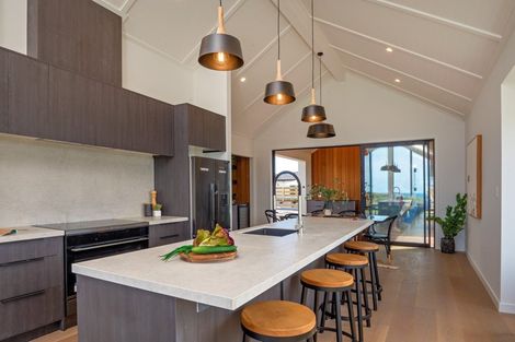 Photo of property in 16 Pacific Parade, Coastlands, Whakatane, 3120