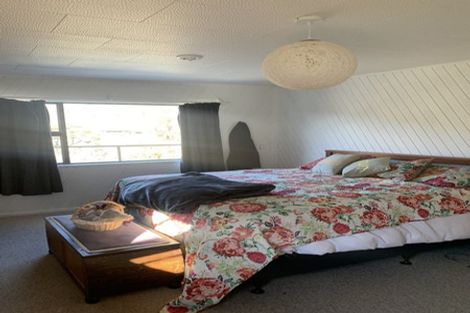 Photo of property in 12 Coulson Place, Alexandra, 9320