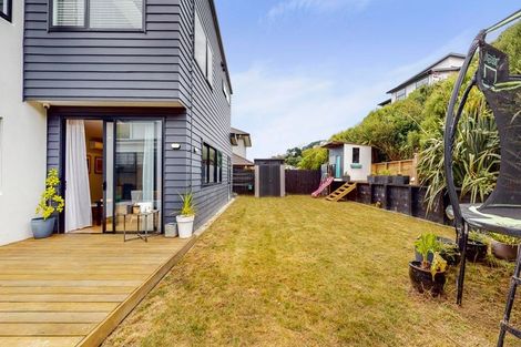 Photo of property in 105 Silverstream Road, Crofton Downs, Wellington, 6035