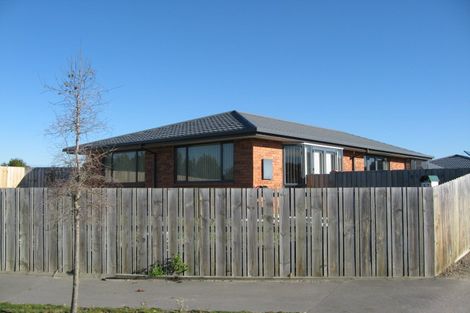 Photo of property in 37 Caithness Street, New Brighton, Christchurch, 8083