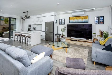 Photo of property in 3/78 Langana Avenue, Browns Bay, Auckland, 0630