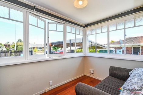 Photo of property in 2/12 Paton Avenue, Papatoetoe, Auckland, 2025