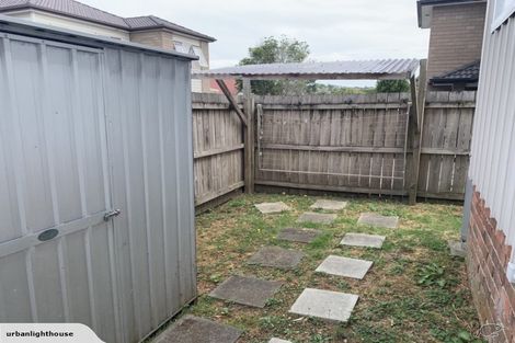 Photo of property in 4 Vanguard Road, Kelston, Auckland, 0602