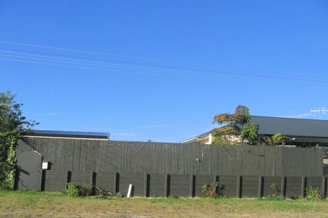 Photo of property in 320 Linton Crescent, Whangamata, 3620