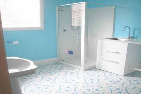 Photo of property in 10 Marriner Street, Sumner, Christchurch, 8081