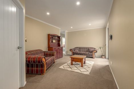 Photo of property in 4 George Street, Bulls, 4818