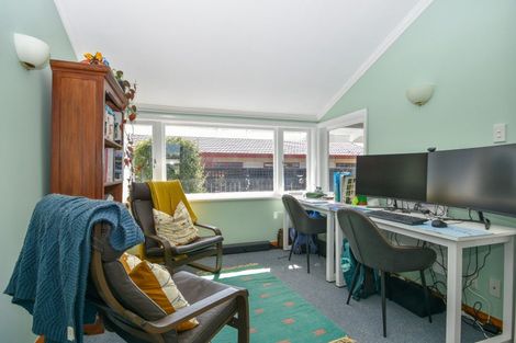 Photo of property in 18a Fisher Place, Carterton, 5713